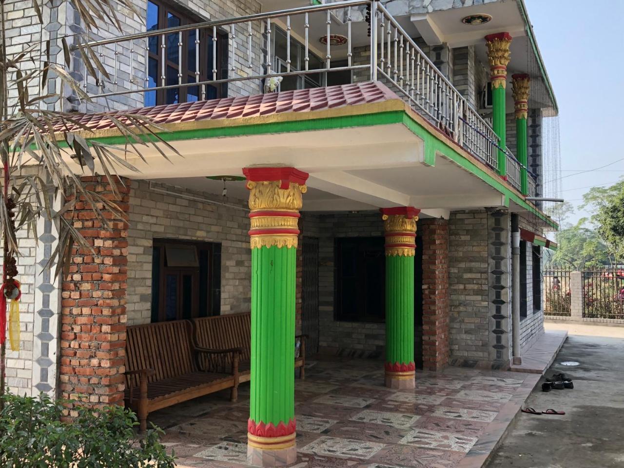 Chitwan Homestay Bharatpur  Εξωτερικό φωτογραφία