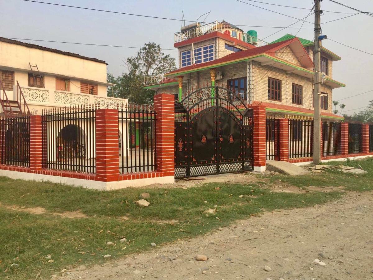 Chitwan Homestay Bharatpur  Εξωτερικό φωτογραφία