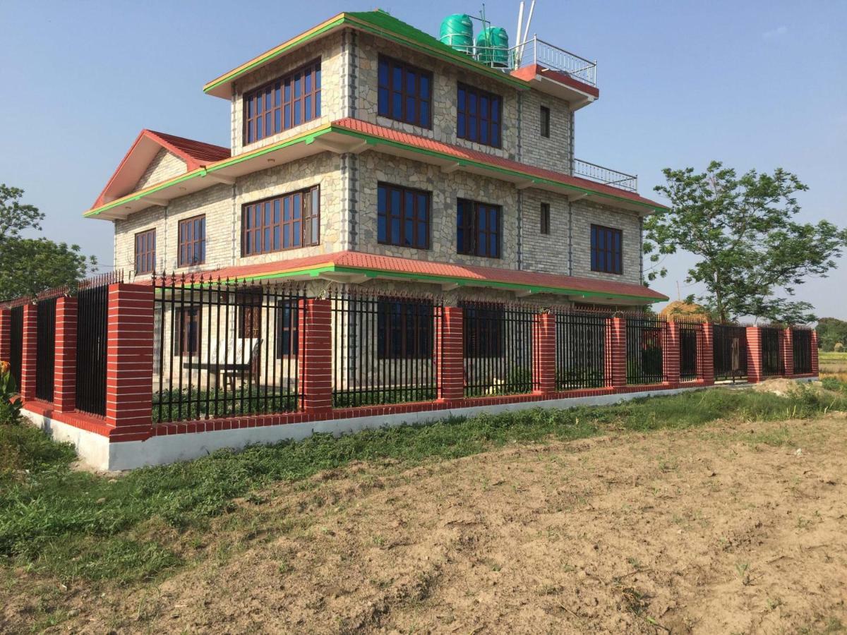 Chitwan Homestay Bharatpur  Εξωτερικό φωτογραφία